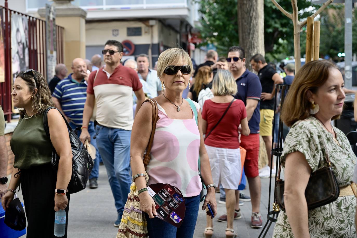 Las imágenes del ambiente de la corrida del día de la Romería en Murcia