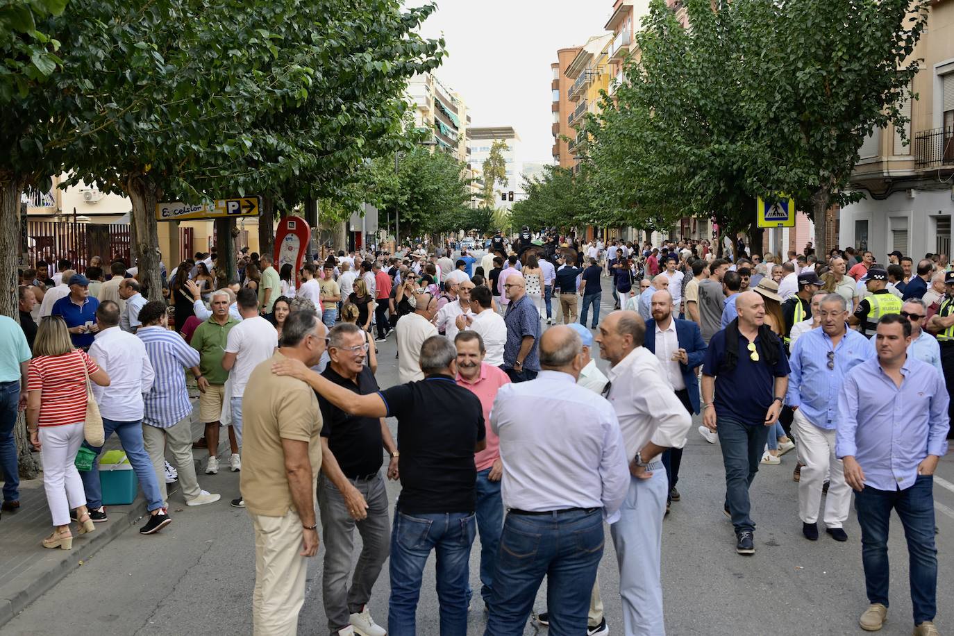 Las imágenes del ambiente de la corrida del día de la Romería en Murcia