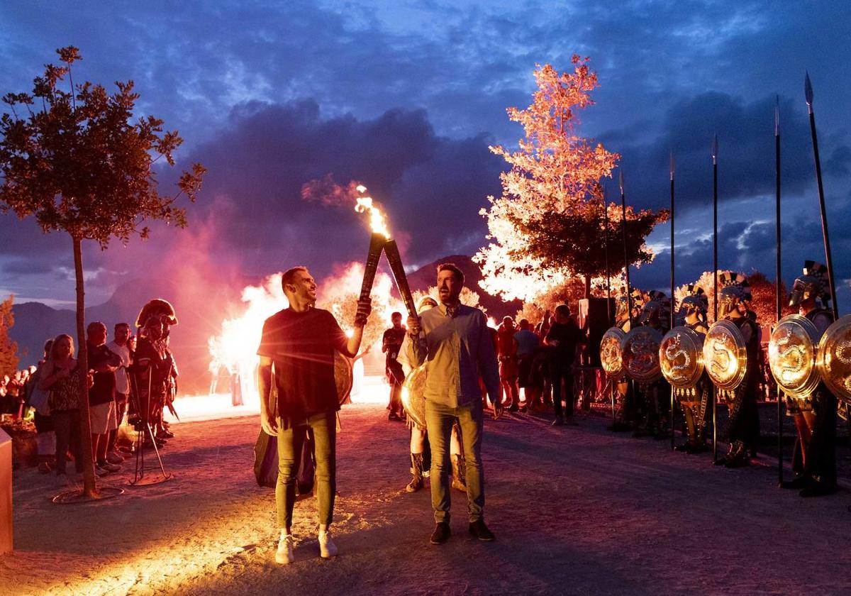 Encendido del fuego sagrado en Cartagena, en imágenes