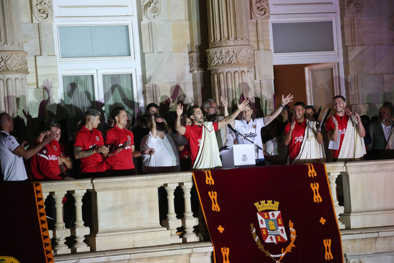 Encendido del fuego sagrado en Cartagena, en imágenes