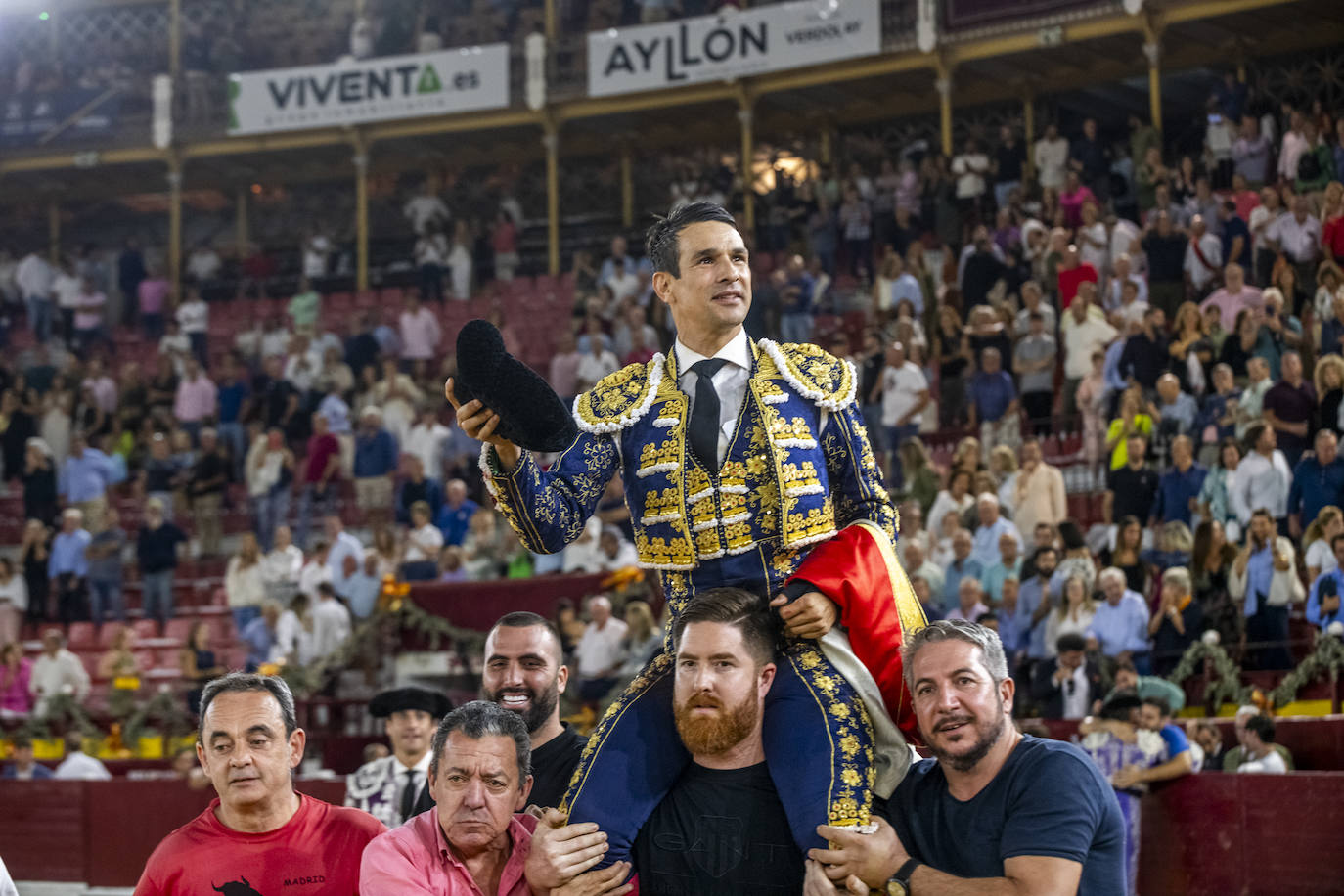 La cuarta corrida de toros de la Feria de Murcia, en imágenes