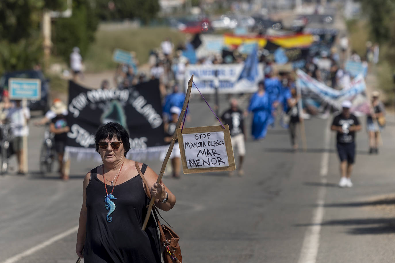 La manifestación en la Rambla del Albujón por el Mar Menor, en imágenes