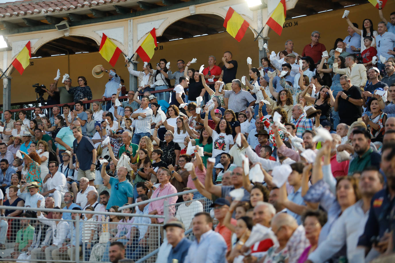 Las imágenes de la corrida de toros en Lorca