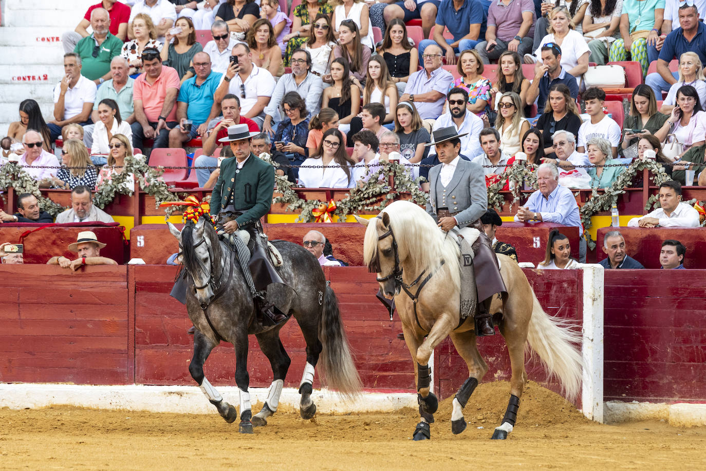 Las imágenes de la corrida de rejones en Murcia