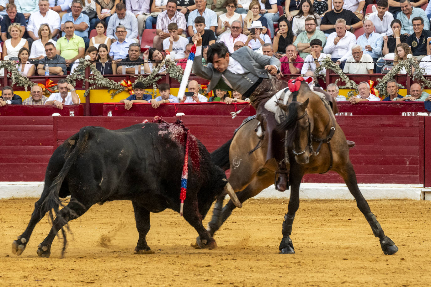 Las imágenes de la corrida de rejones en Murcia