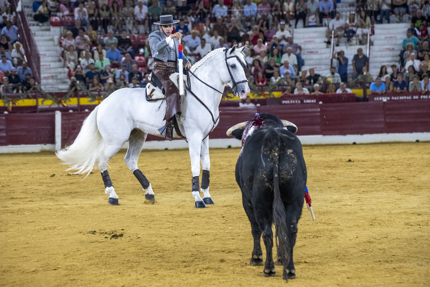 Las imágenes de la corrida de rejones en Murcia