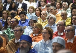 Varios catedráticos en el acto de inauguración de curso, este miércoles.