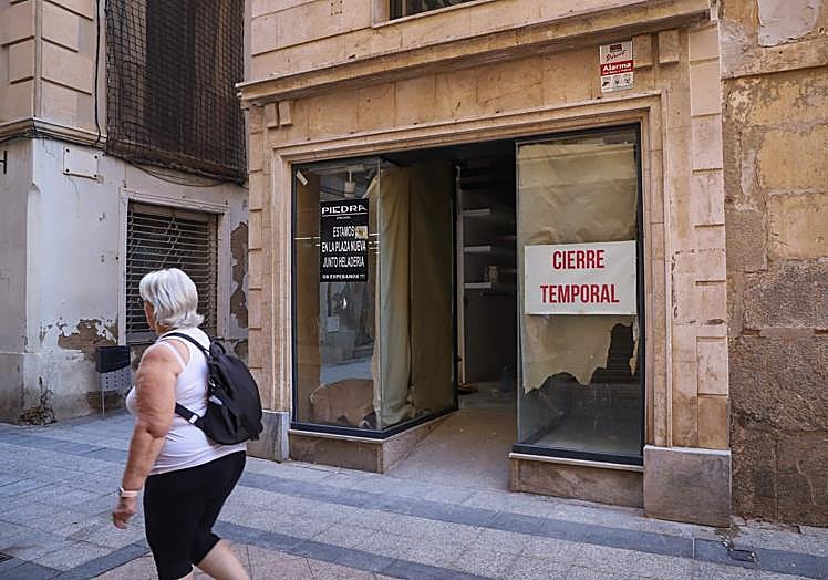 La boutique se trasladó a la calle San Pascual mientras duren las obras de rehabilitación del edificio.