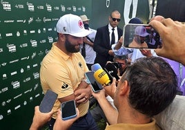 Jon Rahm en la rueda de prensa improvisada en la tarde del miércoles.