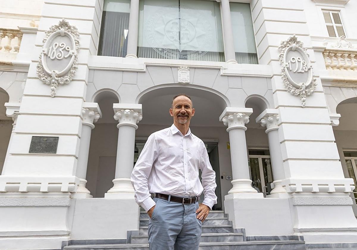 El rector de la Universidad Politécnica de Cartagena, Mathieu Kessler.