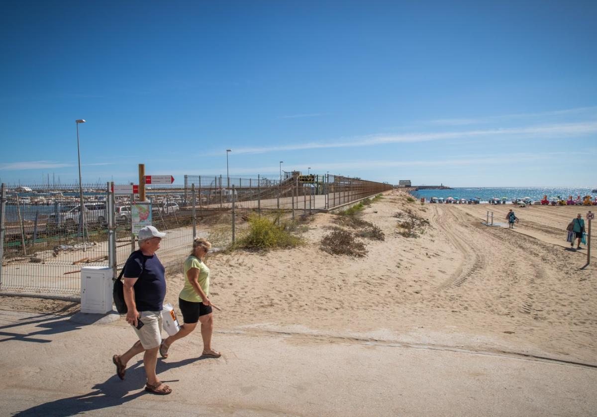 Acuamed devuelve el proyecto del dique de Poniente de Torrevieja para «ajustar su importe»