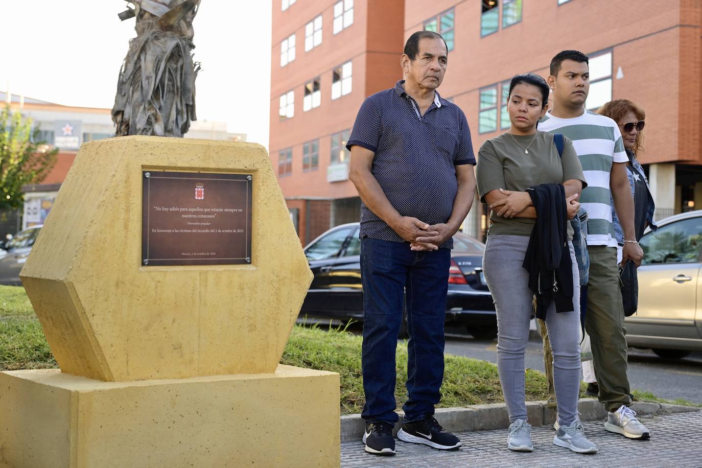 Homenaje a las víctimas de la tragedia de Atalayas, en imágenes