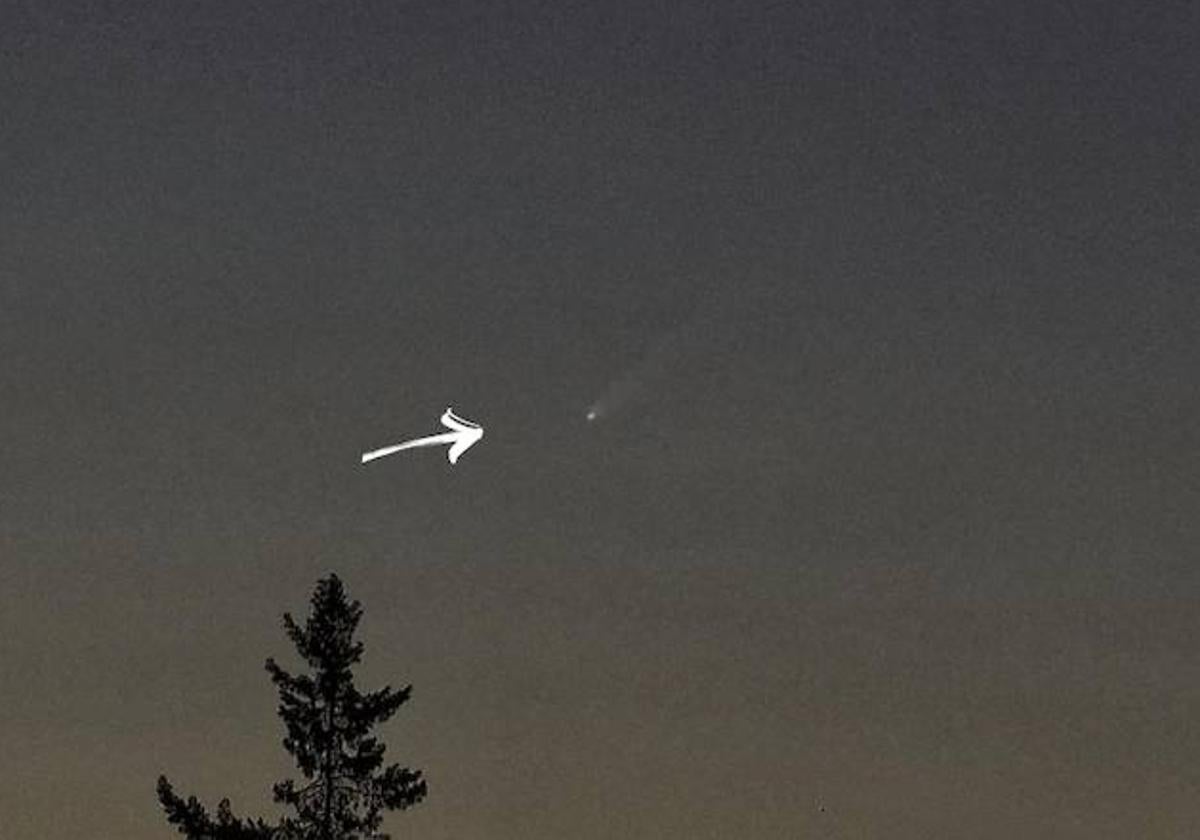 Las impresionantes imágenes del 'cometa del siglo' atravesando el cielo de la Vega Baja