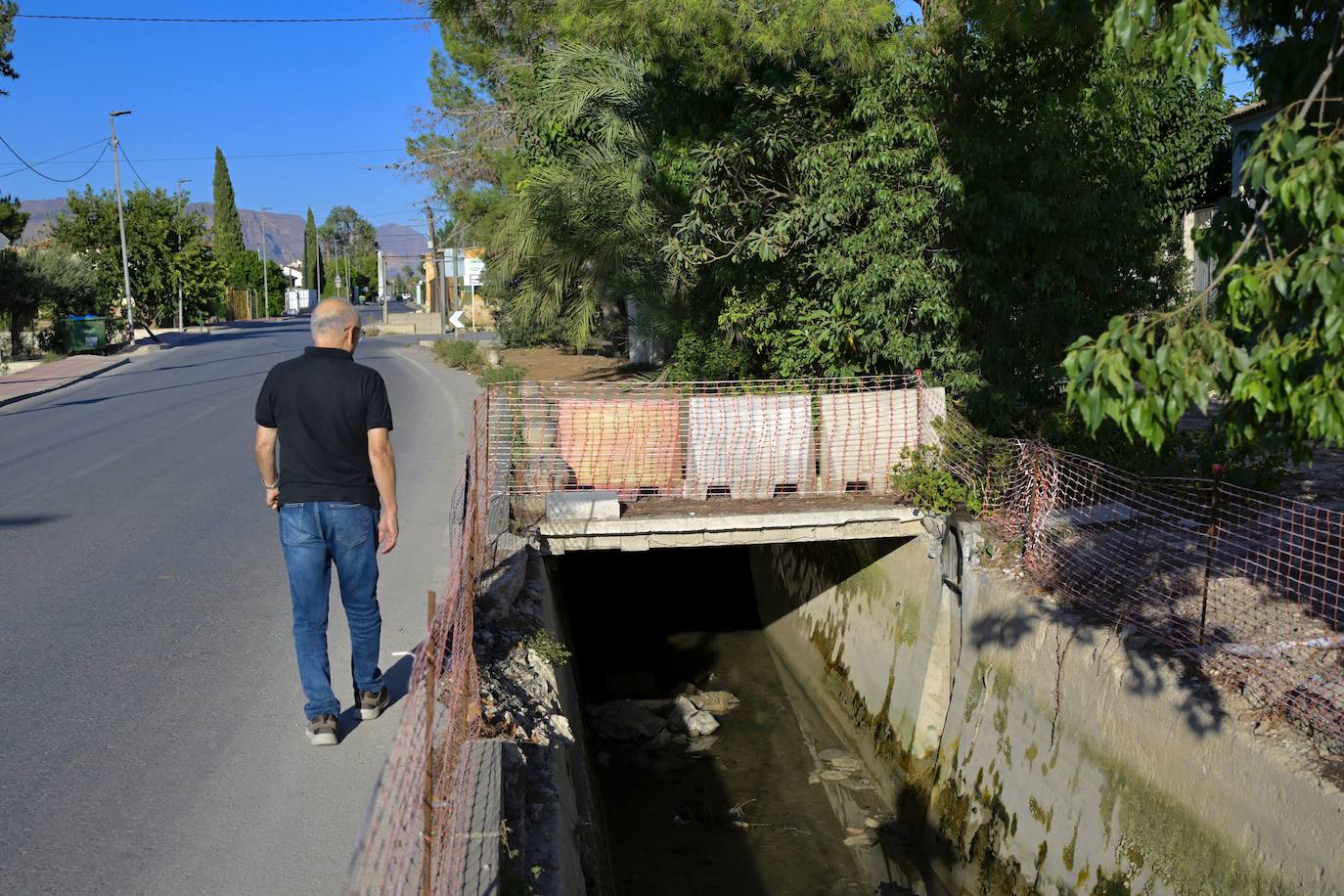 Las imágenes de los baches y socavones en El Raal