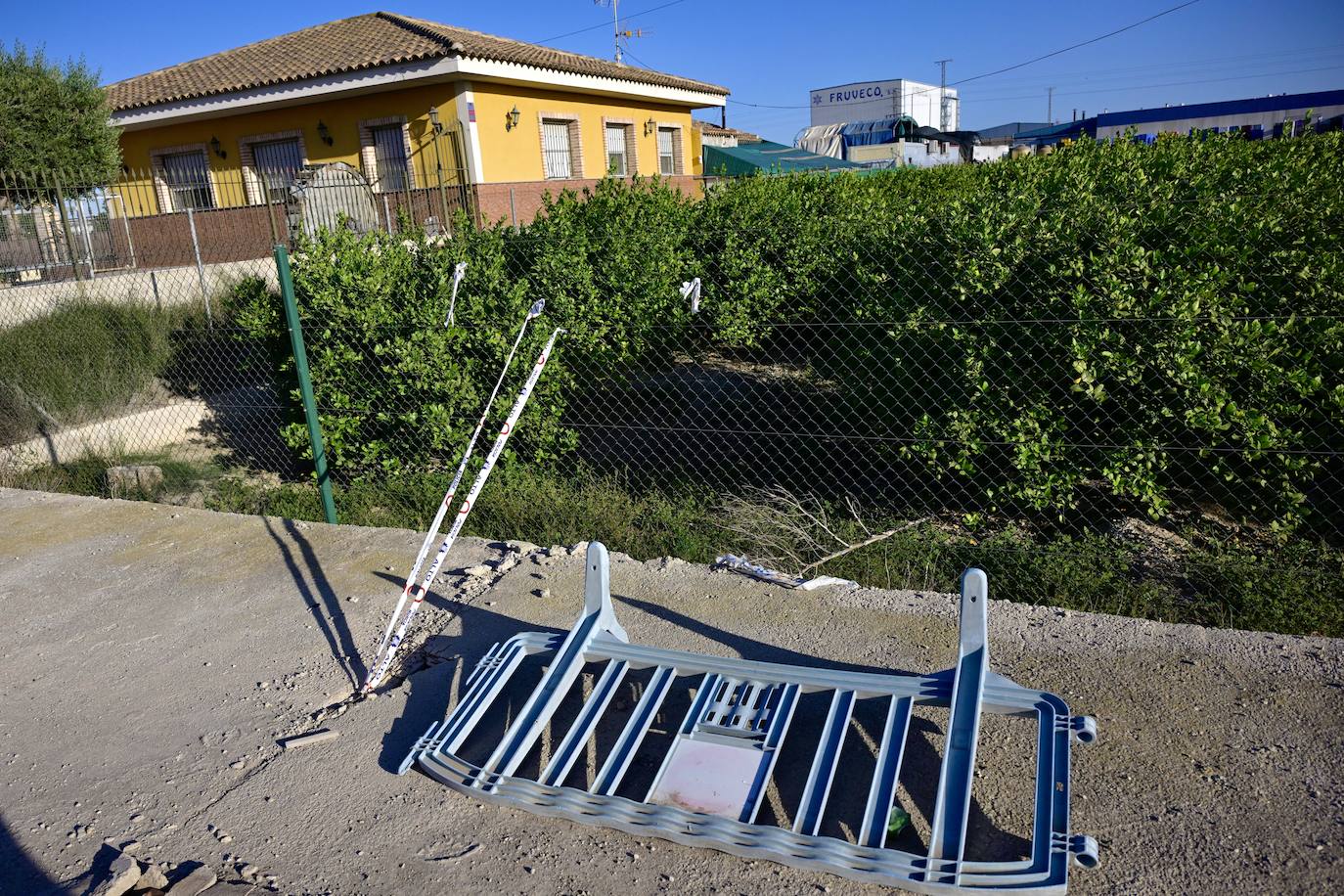 Las imágenes de los baches y socavones en El Raal