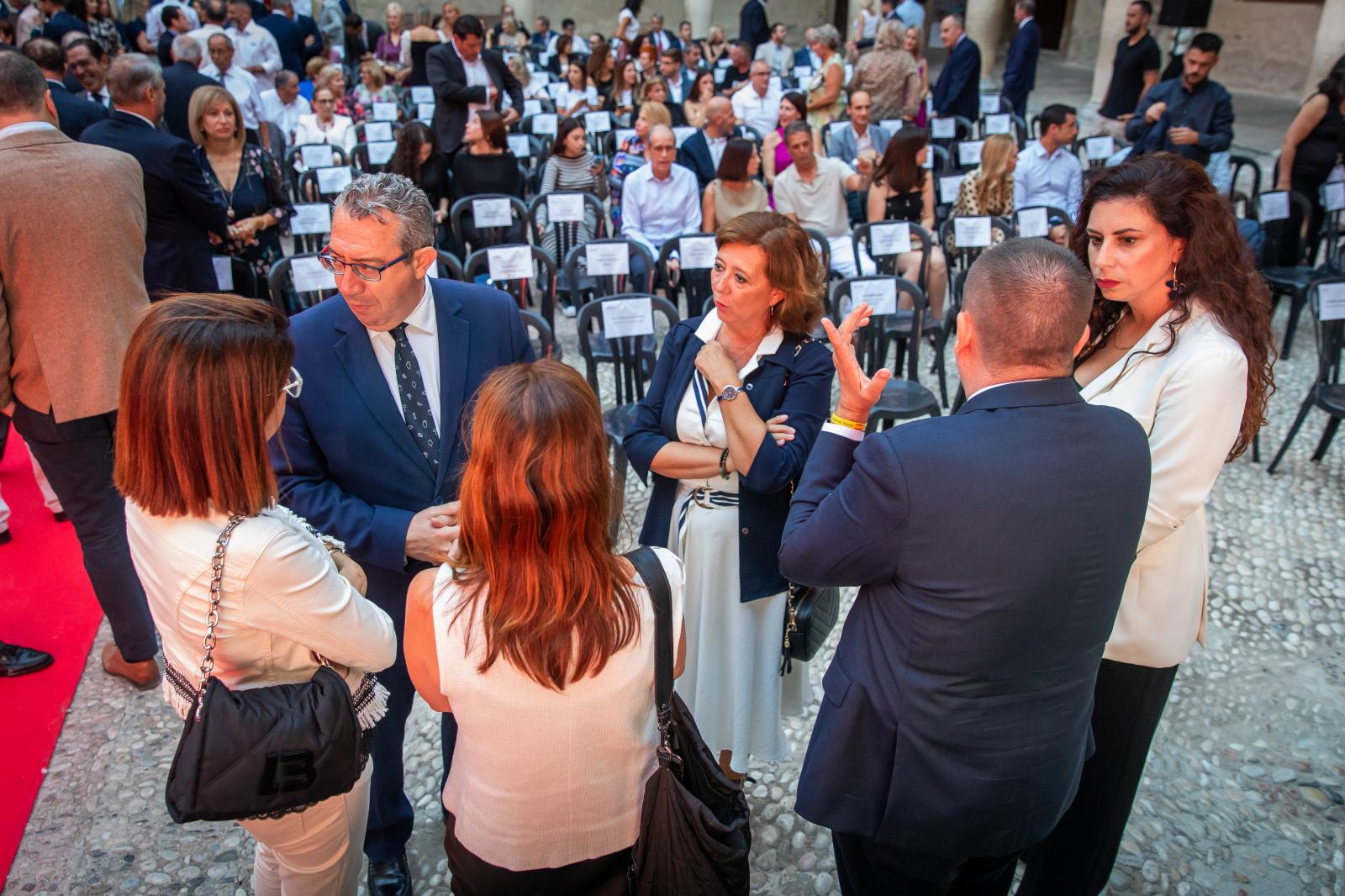 Las imágenes de la V Noche de la Economía de Orihuela