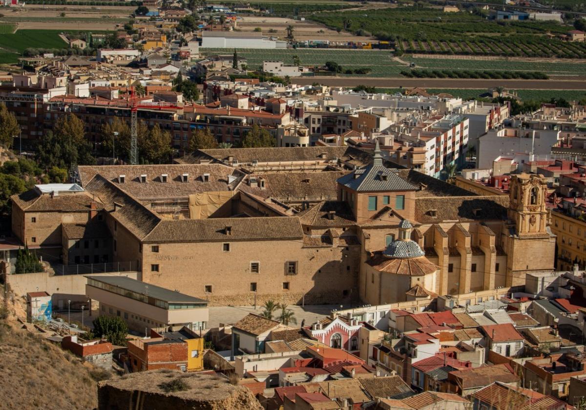 Vista aérea del Colegio Santo Domingo desde el seminario del monte San Miguel.