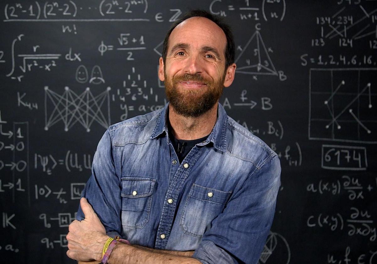 Eduardo Sáenz de Cabezón: «El conocimiento científico nos hace más libres»
