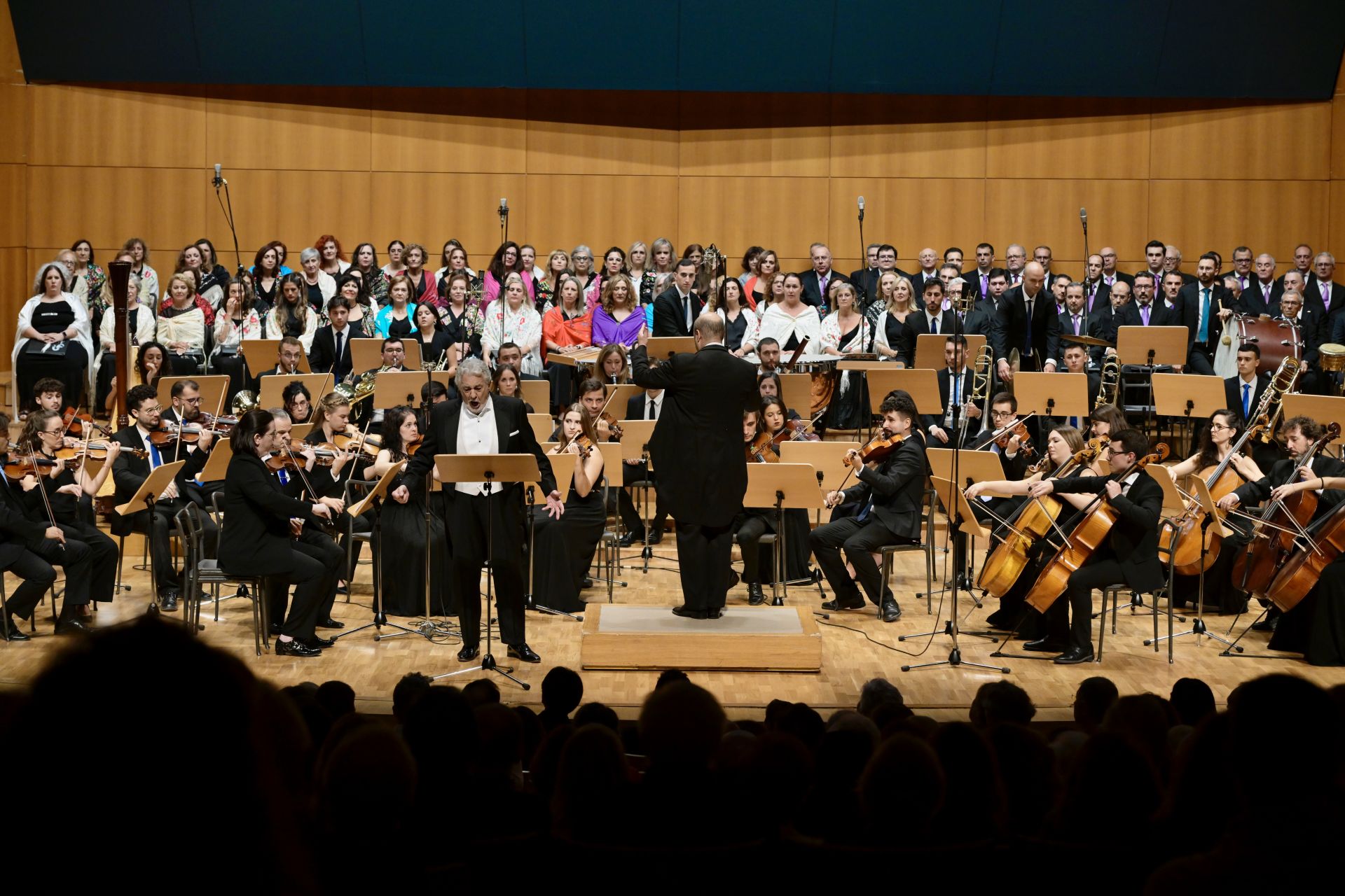 La voz de Plácido Domingo para homenajear a Mendoza