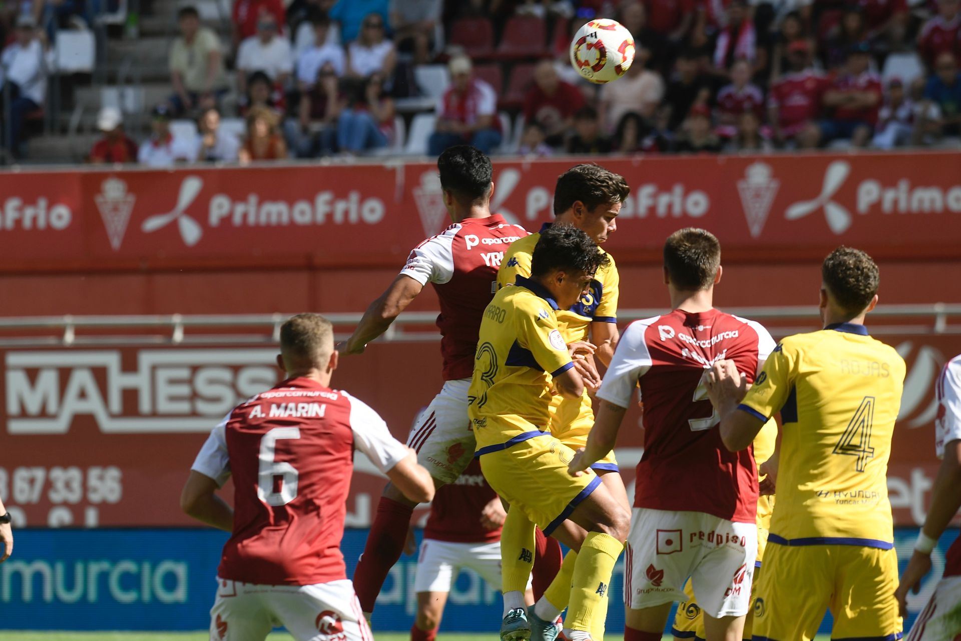 Las imágenes del partido entre el Real Murcia y el Alcorcón