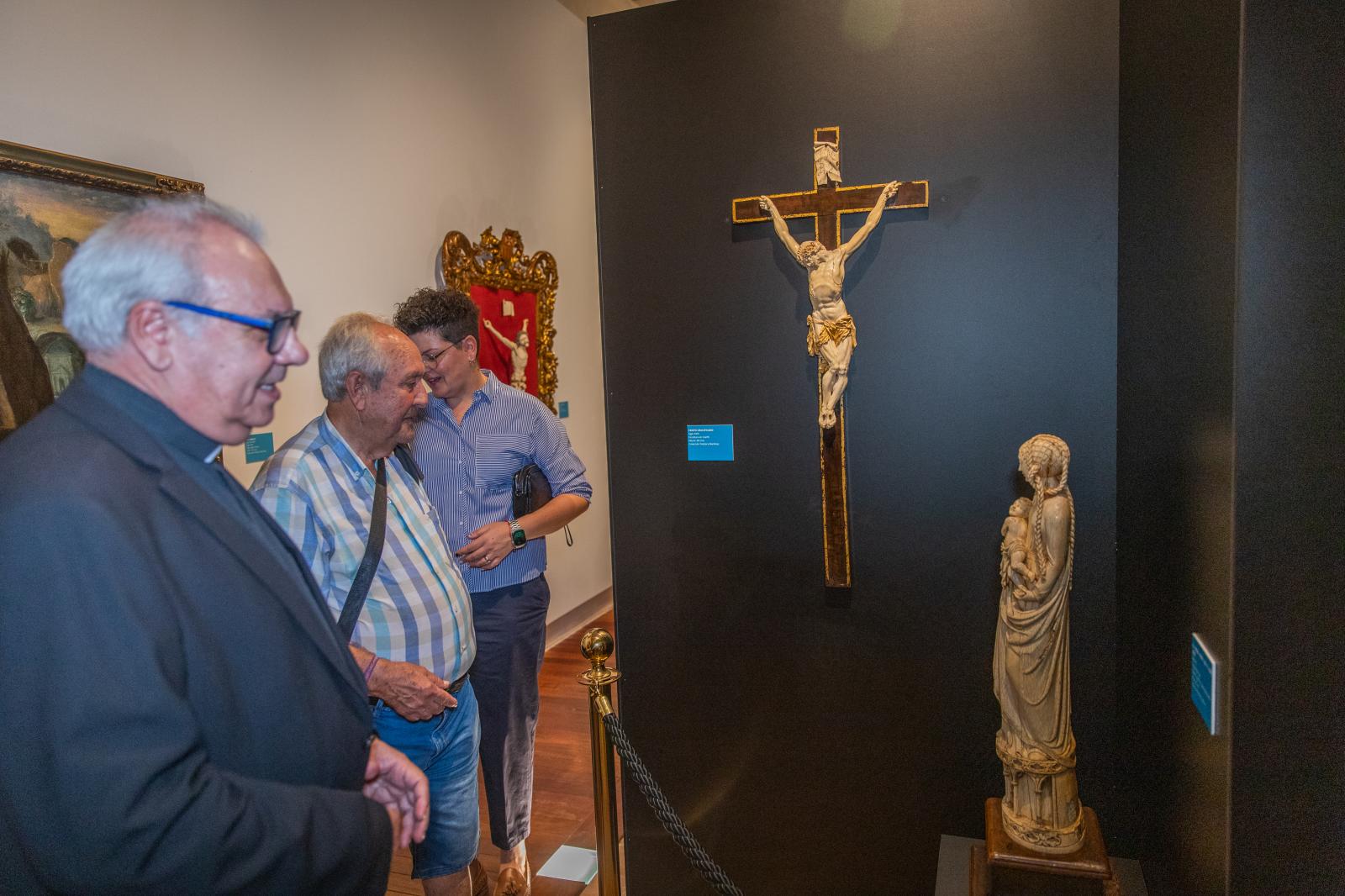 La exposición de la Fundación Pedrera en el Museo de Arte Sacro de Orihuela