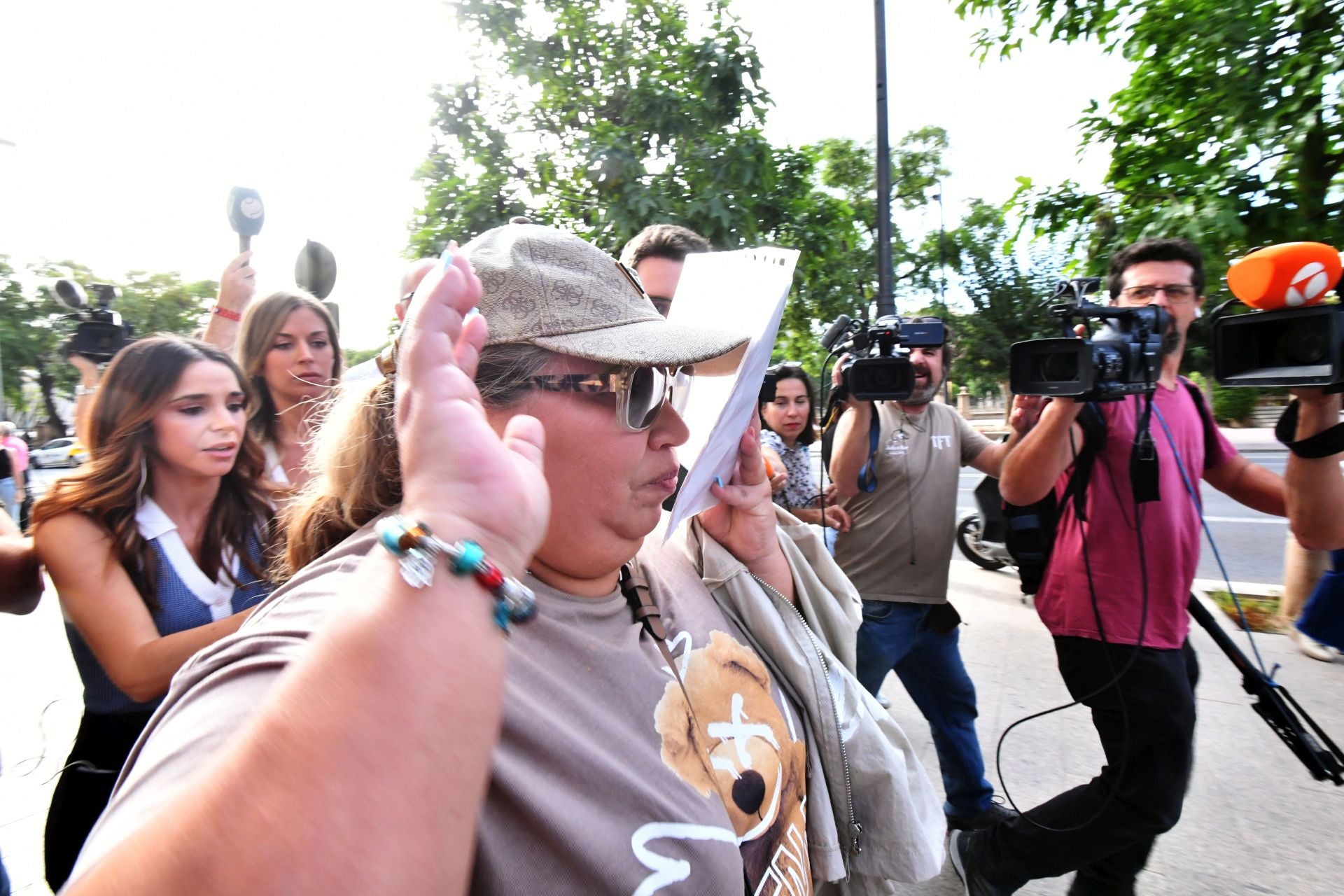 Los empresarios condenados por pagar a menores a cambio de sexo no entrarán a prisión, en imágenes