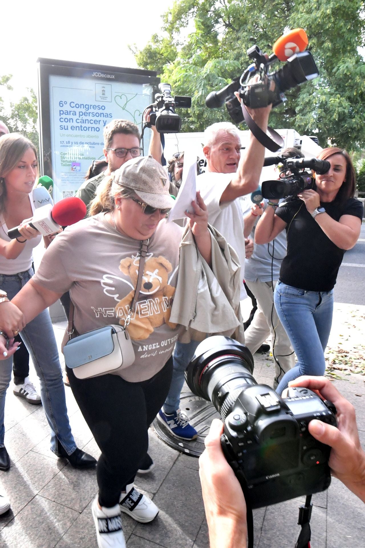 Los empresarios condenados por pagar a menores a cambio de sexo no entrarán a prisión, en imágenes