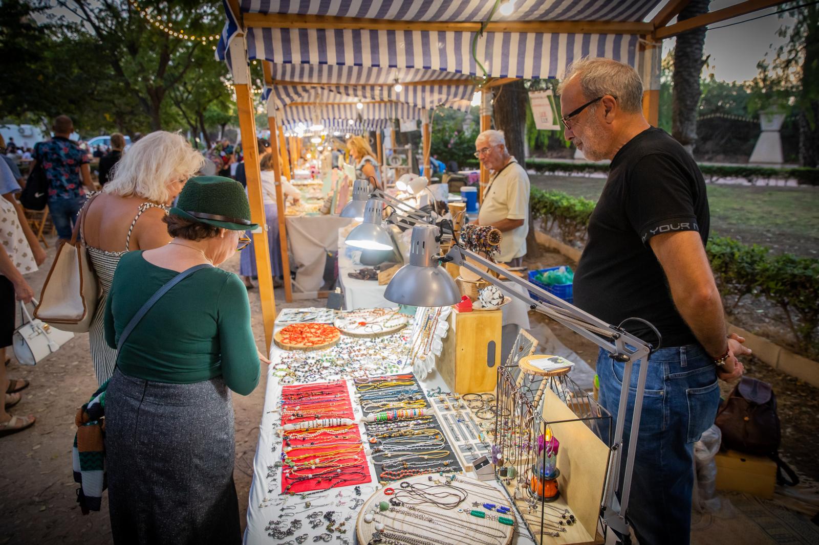 La inauguración del Street Food Market de Torrevieja, en imágenes