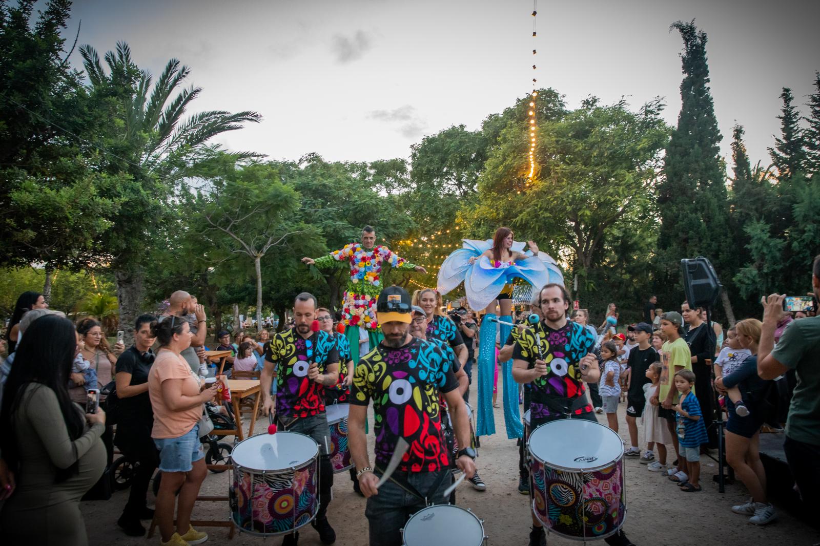 La inauguración del Street Food Market de Torrevieja, en imágenes