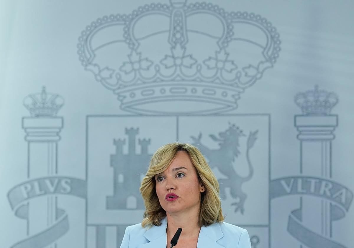 La portavoz del Gobierno, Pilar Alegría, en la rueda de prensa posterior al Consejo de Ministros semanal.