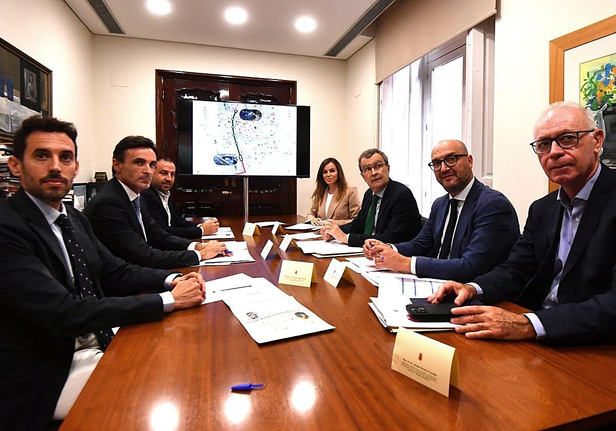 Reunión mantenida este viernes entre la Comunidad y el Ayuntamiento de Murcia.