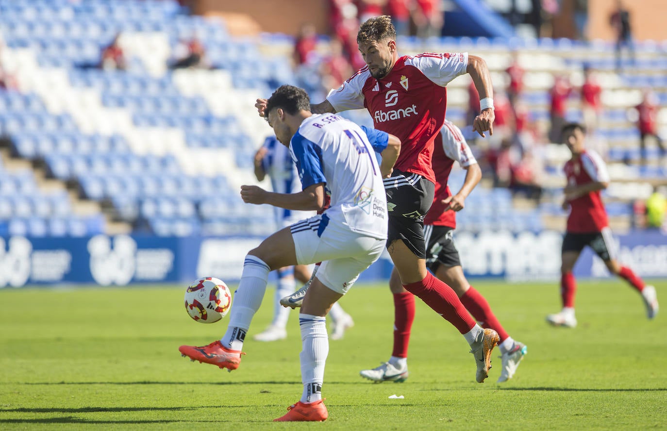 La victoria del Real Murcia frente al Recreativo de Huelva, en imágenes