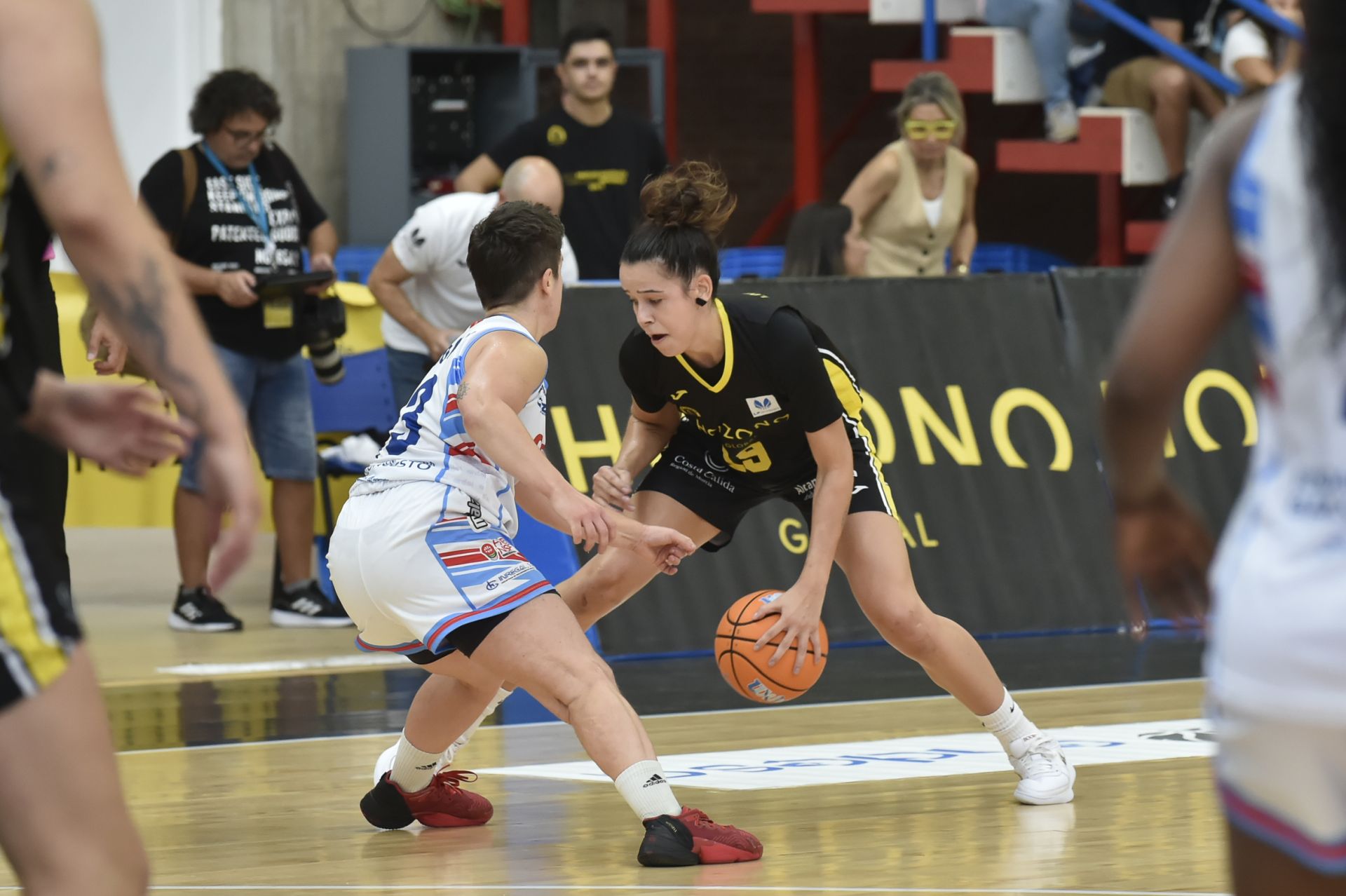 El Hozono Jairis pasa por encima del Ardoi (79-45)