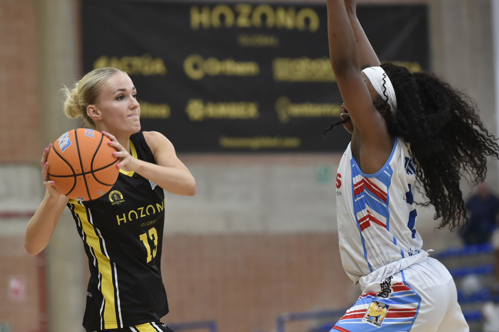 El Hozono Jairis pasa por encima del Ardoi (79-45)