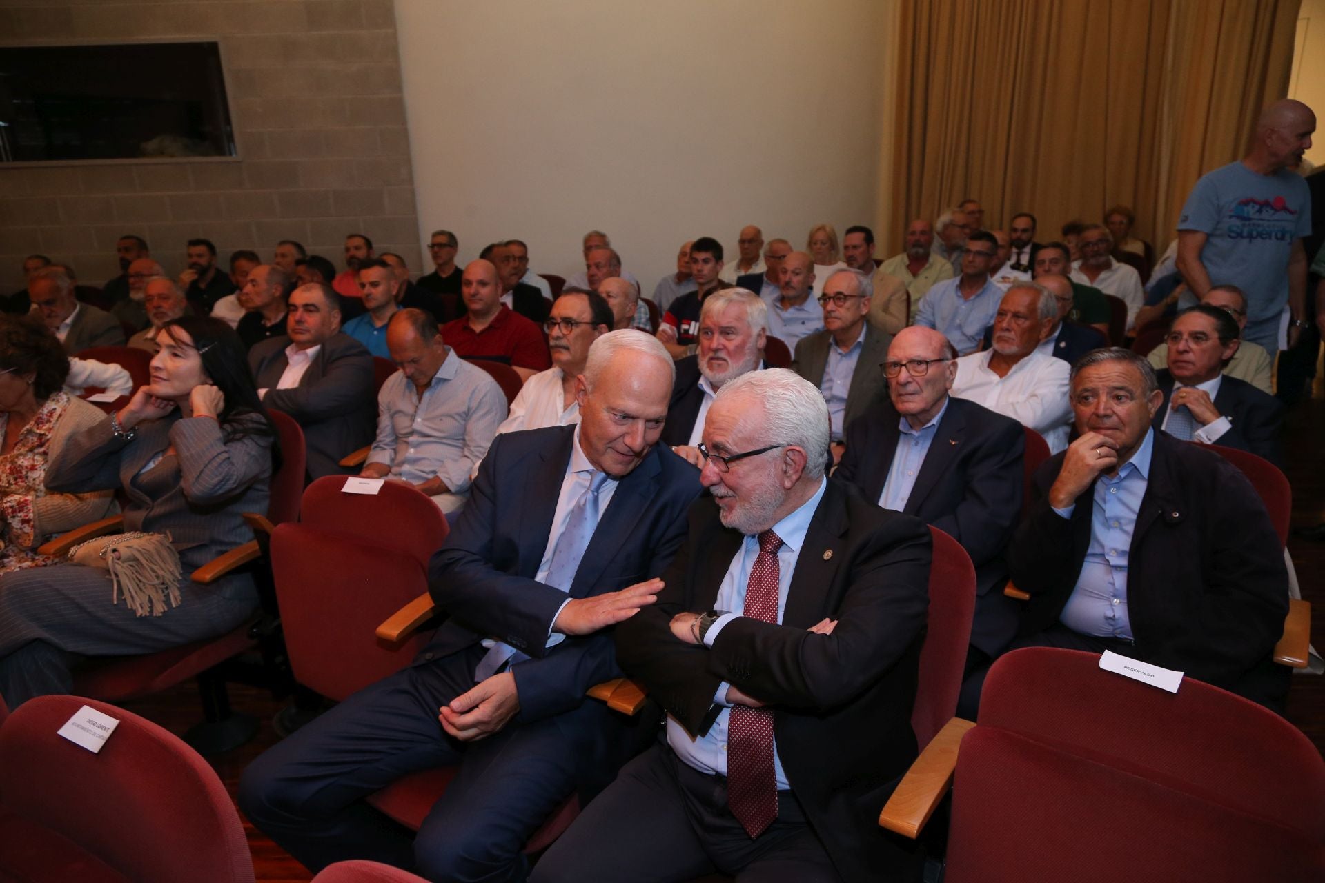 Acto de presentación del libro &#039;Boinas Verdes de la Armada&#039;, en imágenes