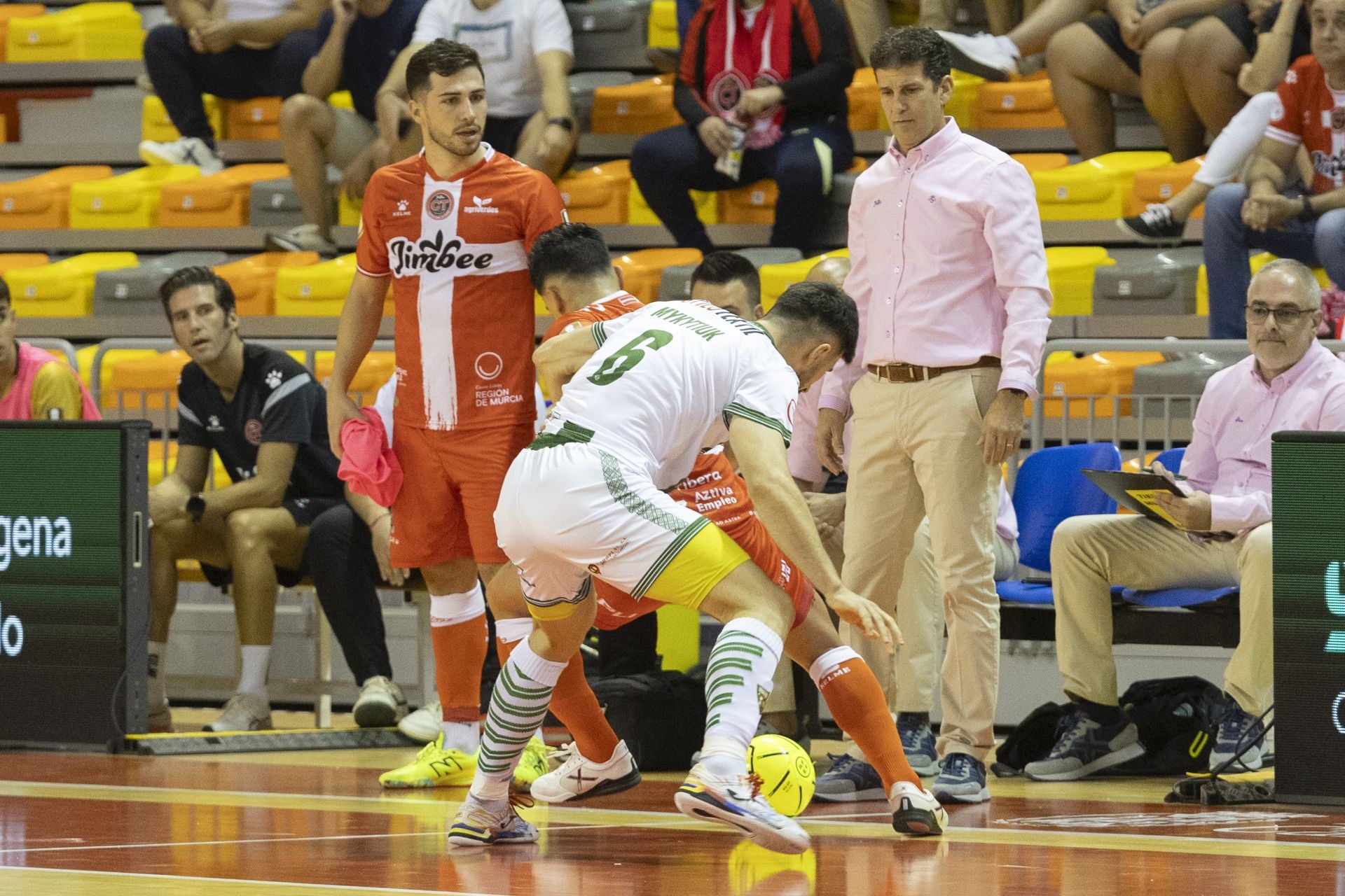 Las imágenes del Jimbee-Córdoba (4-0)