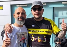 Superpaco, a la izquierda, y Salvador Hernández.