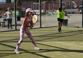 El campeonato de pádel de menores de los Juegos Deportivos del Guadalentín reúne a la cantera