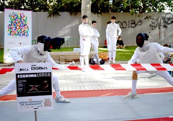 Exhibición del Club de Esgrima de Lorca con los 45 Juegos Deportivos del Guadalentín