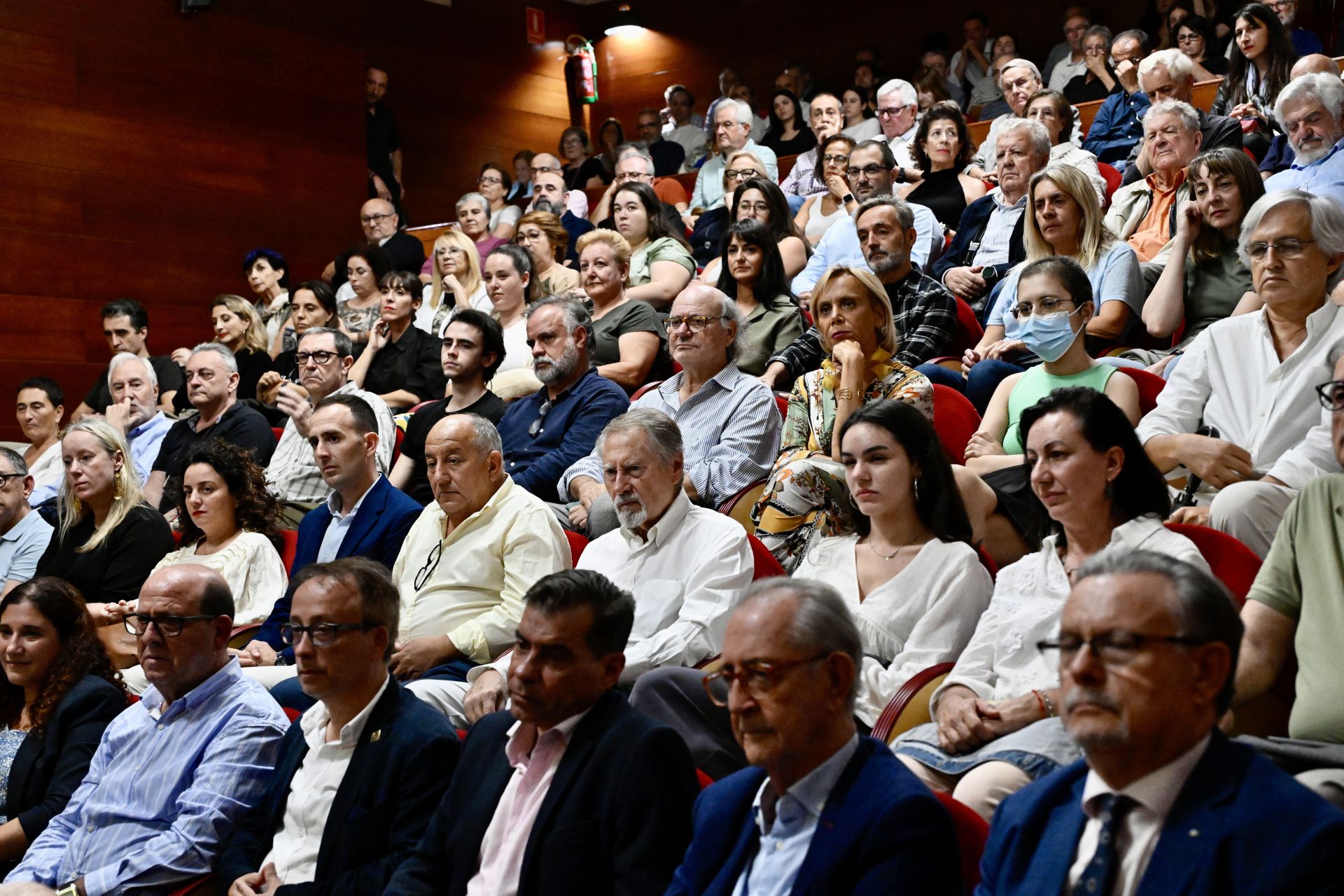 Mesa redonda &#039;Celebrando el Moneo&#039; en Murcia por su 25 aniversario, en imágenes