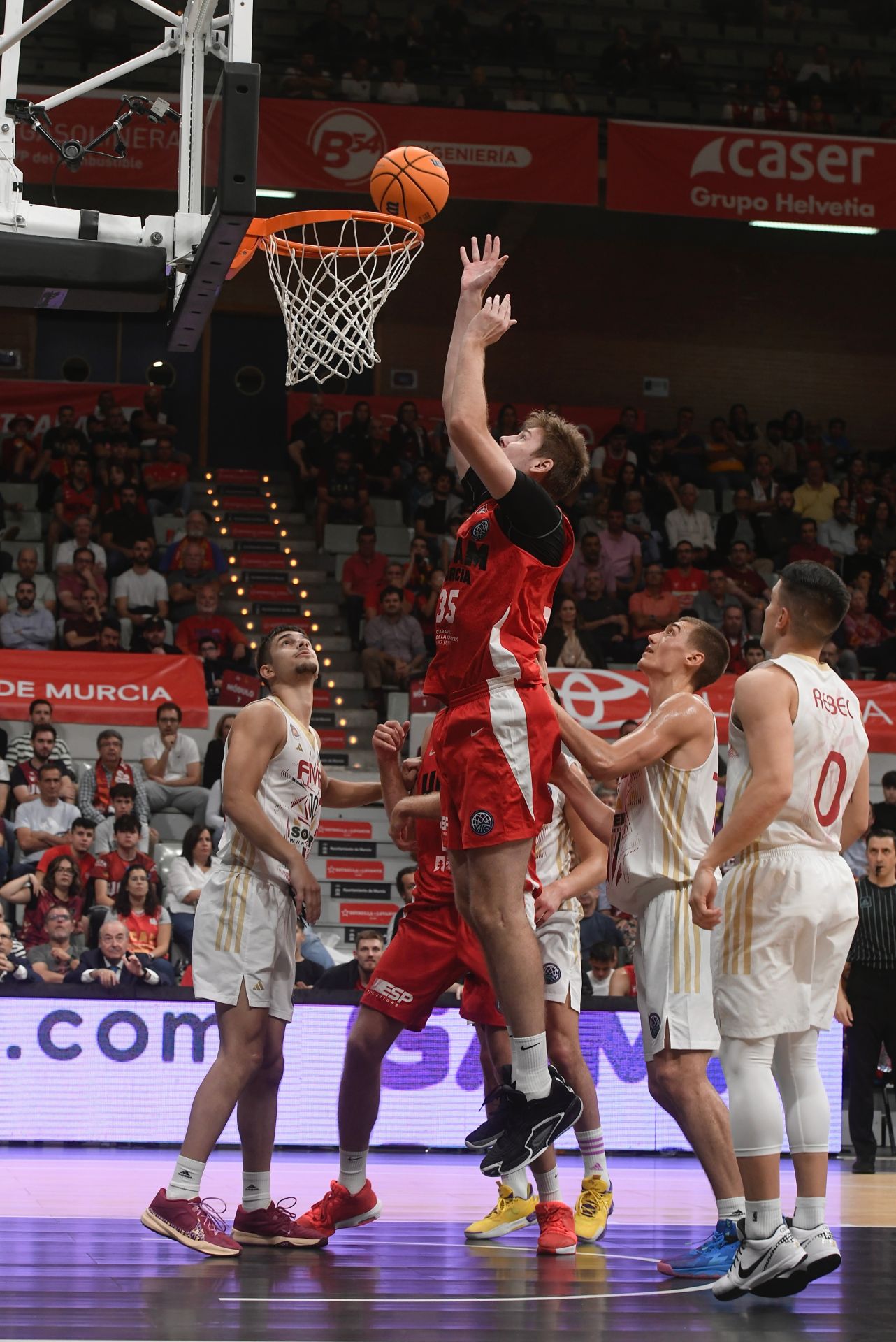 Las imágenes del partido UCAM-FMP (86-50)