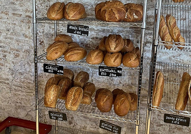 El pan que venden en la tienda.