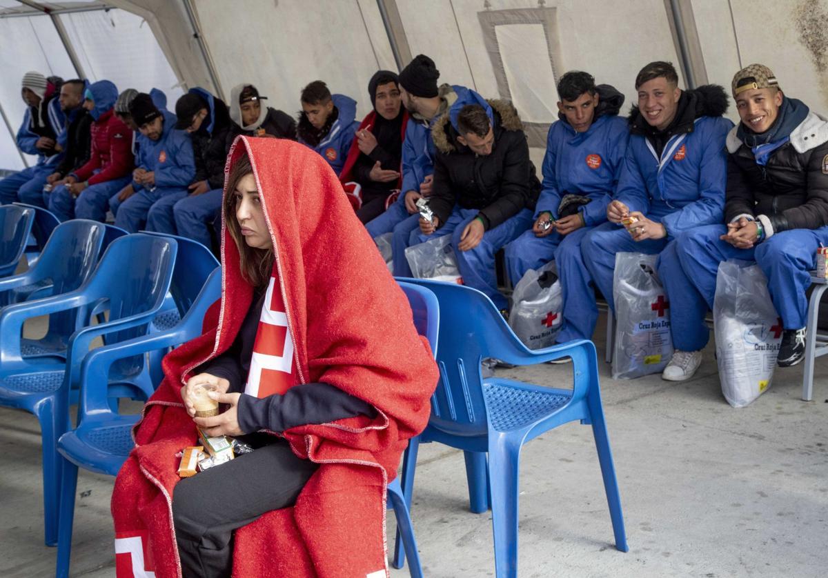 Inmigrantes llegados en patera a Cartagena, en una foto de archivo.