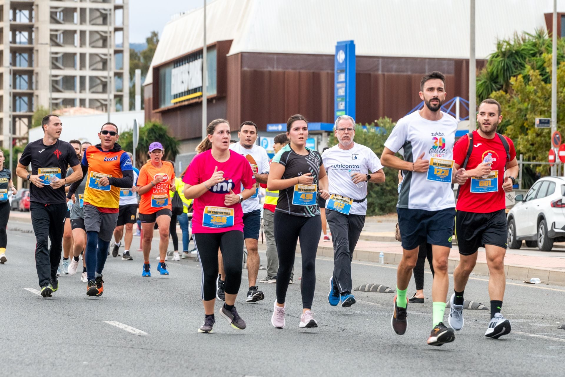 La VI Carrera de Empresas de Murcia, en imágenes