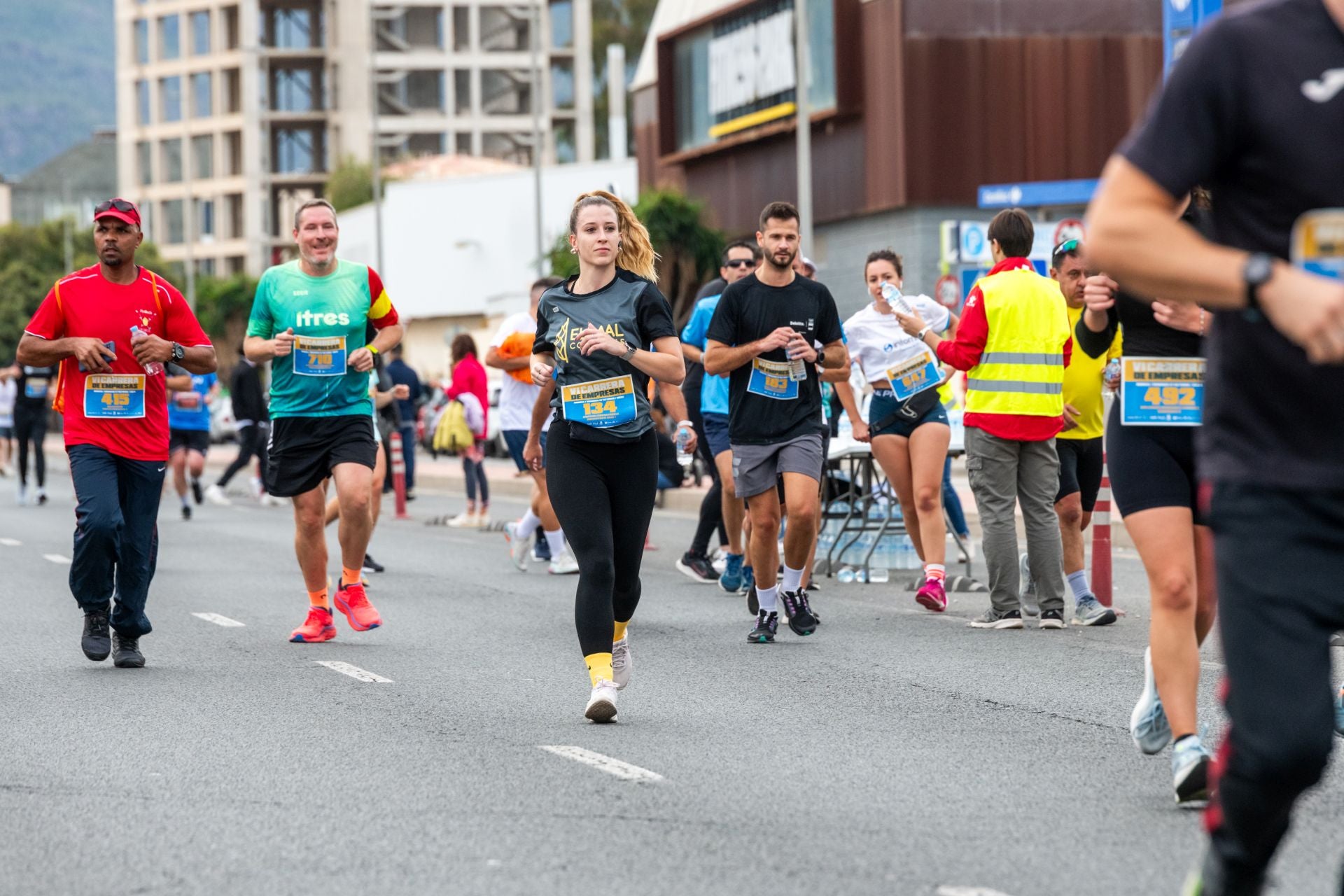 La VI Carrera de Empresas de Murcia, en imágenes