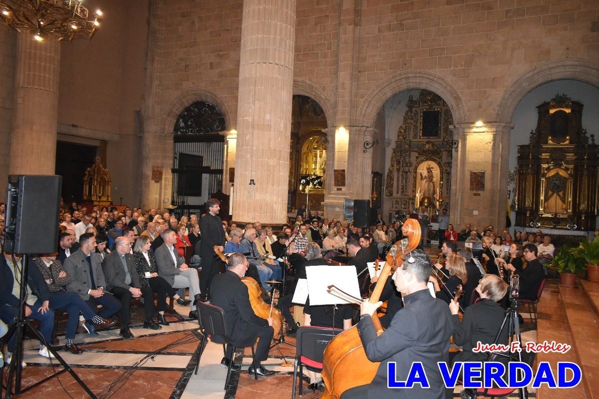 Carlos Piñana, broche de oro al Festival de Flamenco de Caravaca