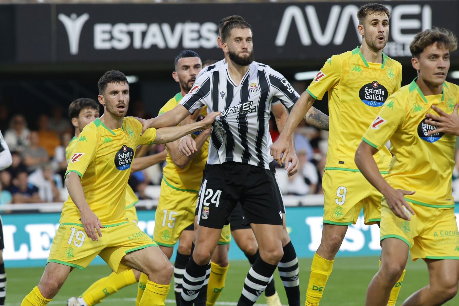 La derrota del Cartagena frente al Deportivo, en imágenes