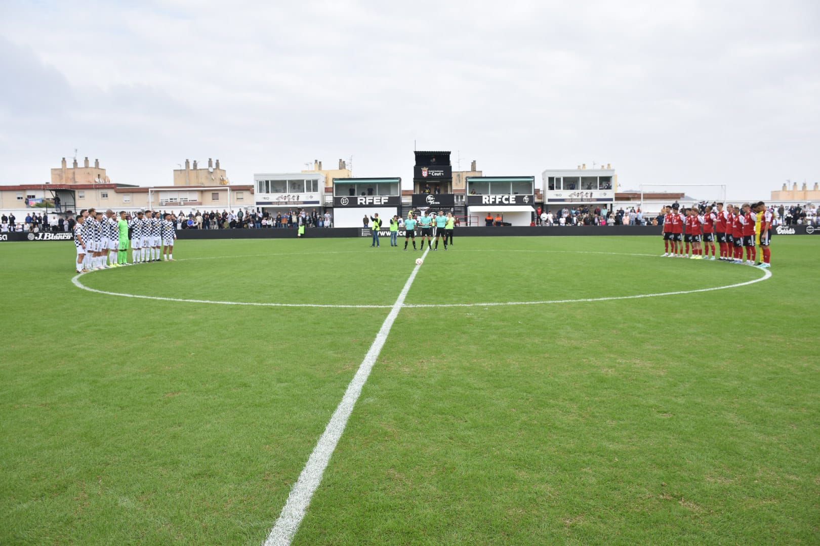 La derrota del Real Murcia frente al Ceuta, en imágenes