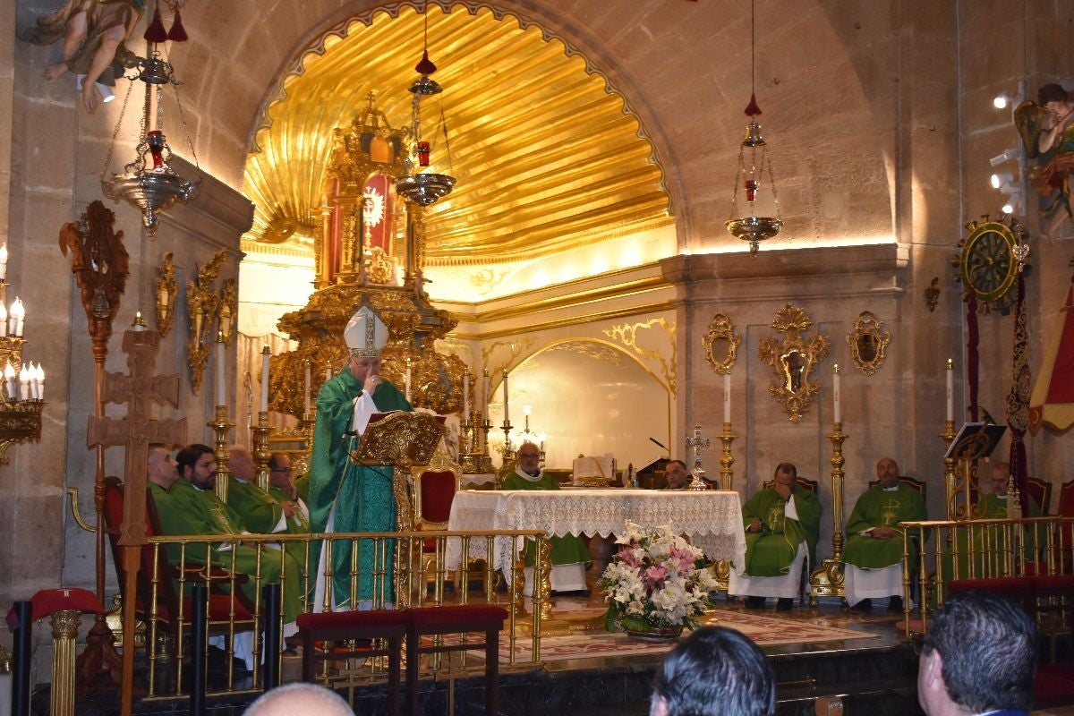 Abanilla peregrina a Caravaca - Misa del Peregrino