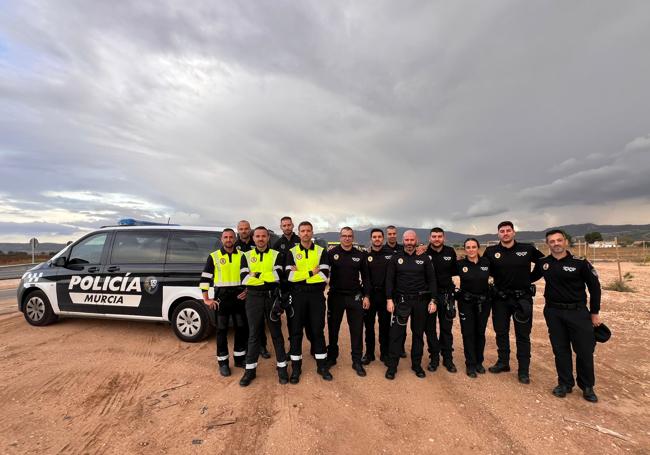 Agentes de la Policía Local de Murcia desplazados a Algemesí.